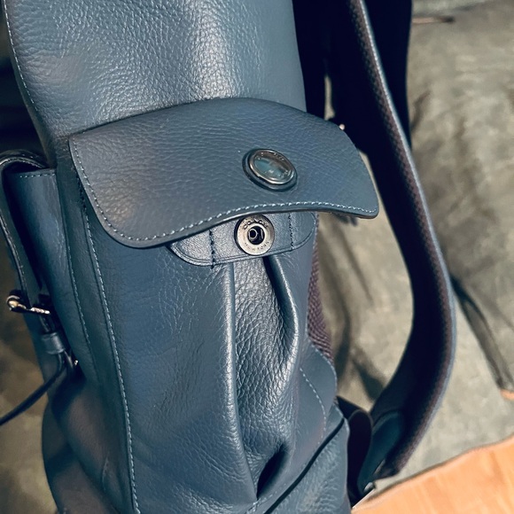 Coach Blue Leather Backpack with Vintage Design - Picture 4 of 6